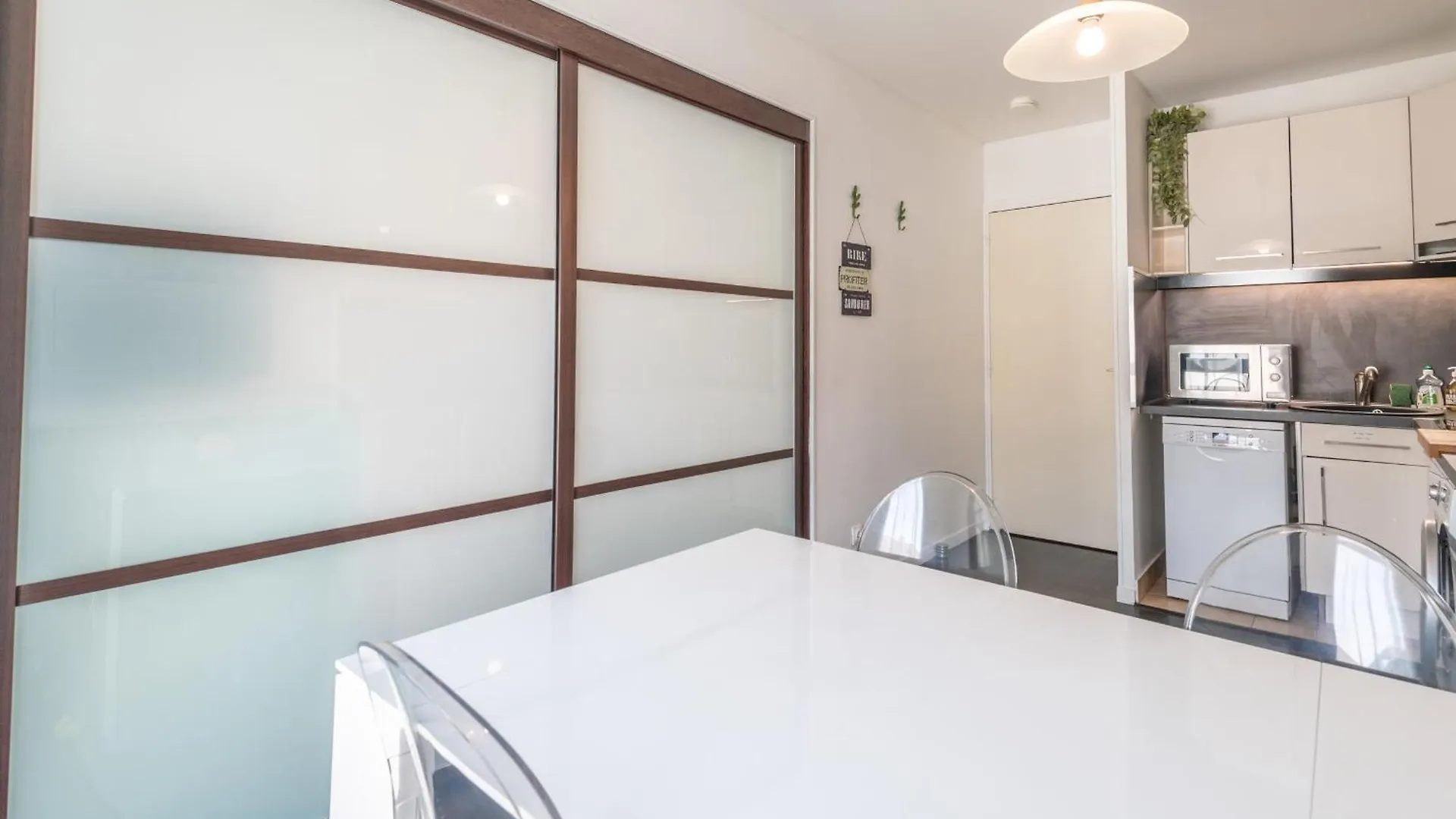 Revon - City Center Flat Annecy Apartment